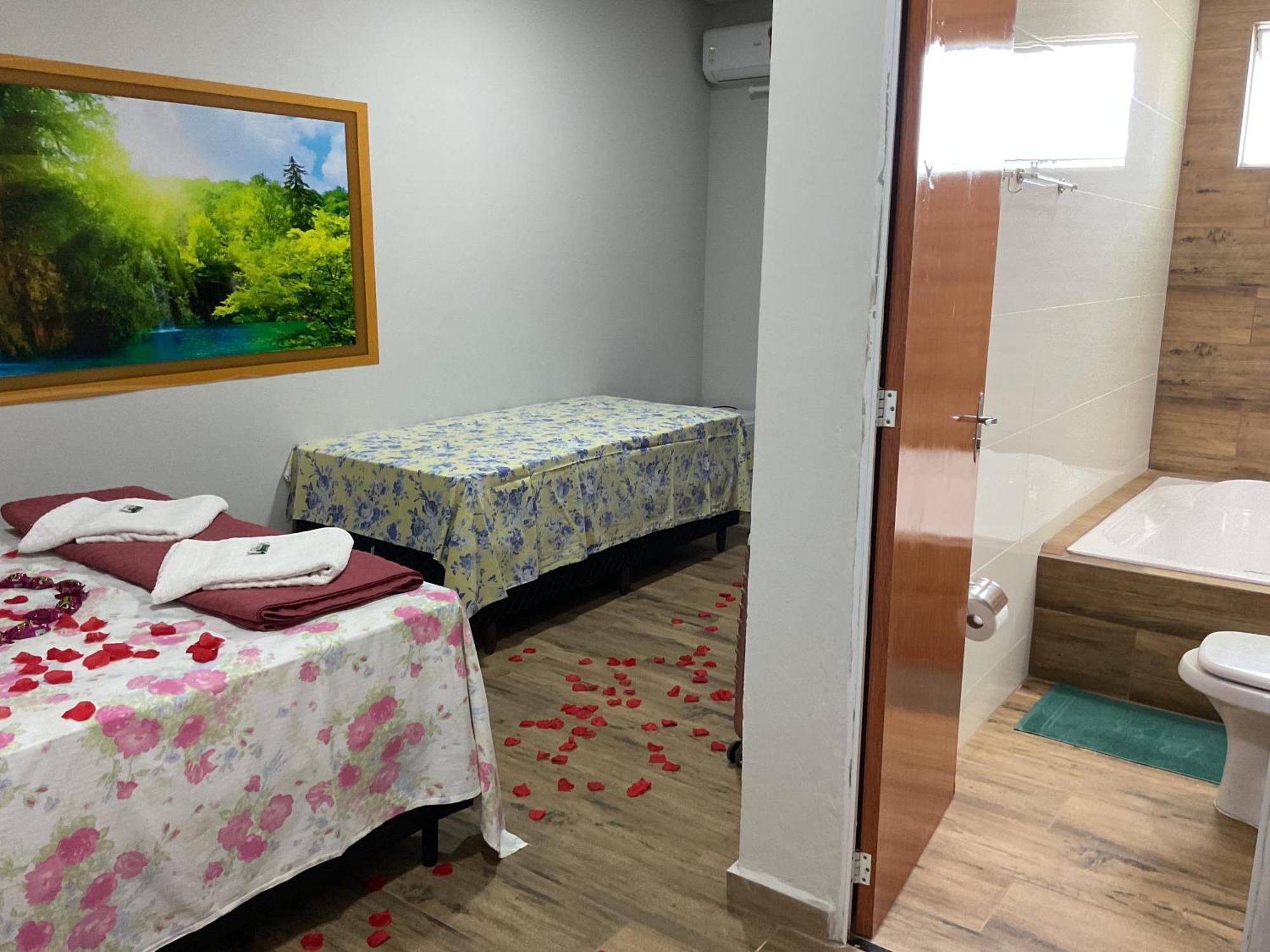 Espaco Alvorada ,Agendamento Das Atividades, Cafe Da Manha ,Banheira E Piscina No Centro Brotas Dış mekan fotoğraf